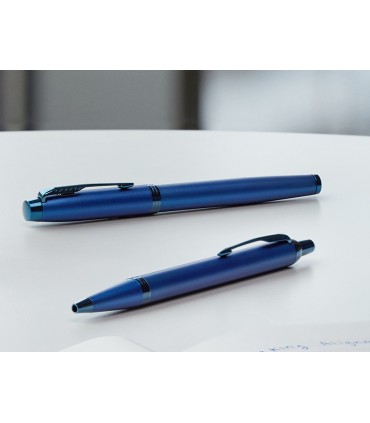 Boligrafo parker im professionals monochrome blue en estuche de regalo