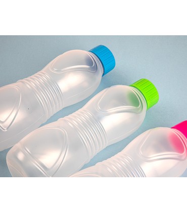 Botella plasticforte sport 100 reciclable con tapon de roscacapacidad 550 ml 70x70x210 mm