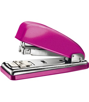 Grapadora petrus 226 classic wow fucsia metalizado capacidad 30 hojas en blister