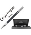 Boligrafo caran d'ache varius cuerpo fibra de carbon 3000 negro placado rodio con estuche punta media