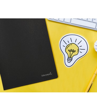 Libreta liderpapel tapa negra a4 80 hojas 60g m2 cuadro 5mm con doble margen