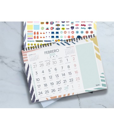 Calendario espiral pared liderpapel joven 2025 numeros grandes 44x32 cm papel 128 gr con pegatinas