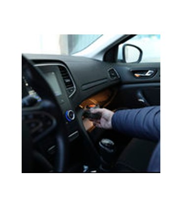 Luz de emergencia v16 geolocalizada kershaw homologada dgt color negro